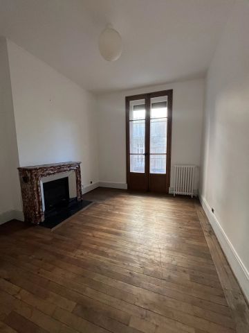 Location Appartement 4 pièces 104m² GRENOBLE 38000 - Photo 4