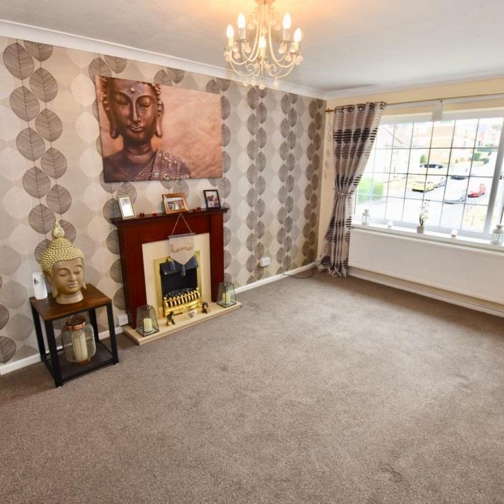 Bushberry Avenue, Tile Hill, Coventry - Photo 1