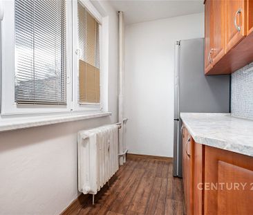 Pronájem bytu 2+1 58 m² - Fotografie 2
