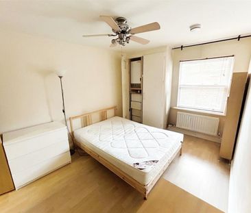 1 BED Flat To rent - Photo 3