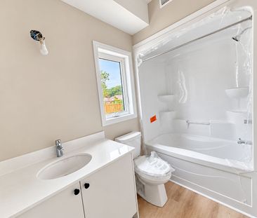 For Lease - 1 Riverdale Drive Unit# 7, Wasaga Beach, Ontario - Photo 6
