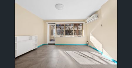 Location & lifestyle! - Photo 4