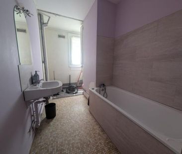 Location Appartement 5 pièces 92m² CAEN 14000 - Photo 6
