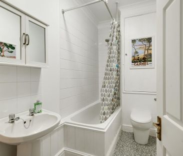 1 bedroom flat to rent - Photo 6