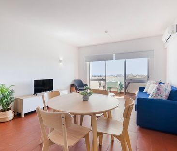 Rua Guerra Junqueiro - Photo 1