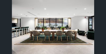 Brand new luxury two-bedroom residence in prime Southbank location with gym, pool & resort style amenity - Photo 5