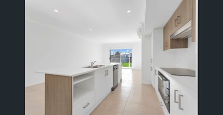 Brand New Four Bedroom Duplex - Photo 5