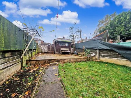 2 bedroom semi-detached house to rent - Photo 2