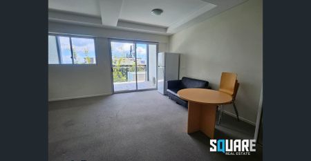 Studio Apartment for Rent in the Heart of Spring Hill - Photo 3