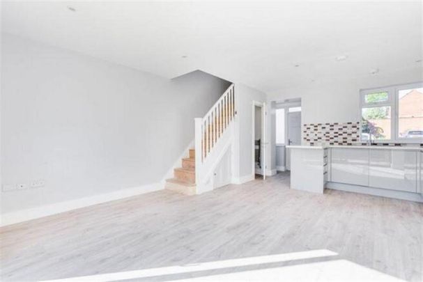 1 bedroom end of terrace house to rent - Photo 1