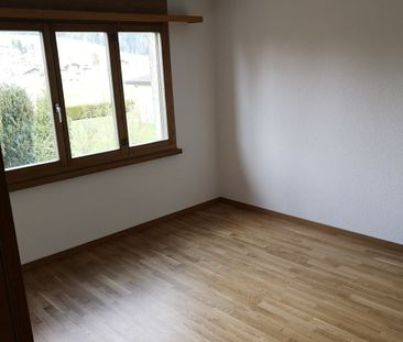 Practical 4.5-room apartment in Heimberg! - Photo 2