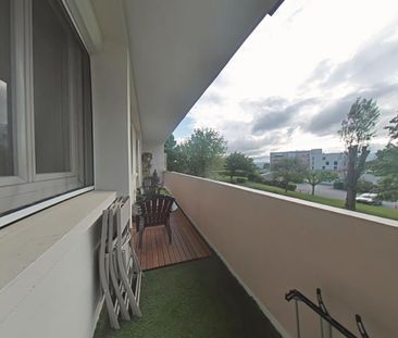 Location Appartement 3 pièces 71m² ROMANS SUR ISERE 26100 - Photo 5