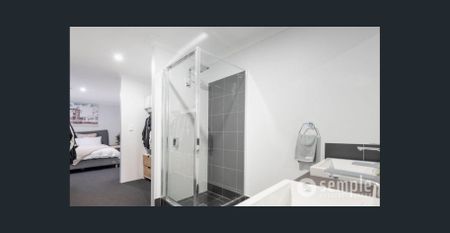 Modern 3 bedroom retreat - Photo 3