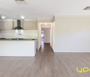 Affordable Family Living in Cranbourne West with Study - Photo 2