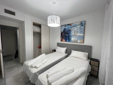 2 bedroom luxury Apartment for rent in Nueva Andalucia, Spain - Photo 5