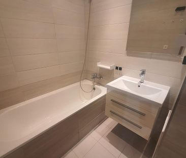 Pronájem bytu 2+1 52 m² - Fotografie 1