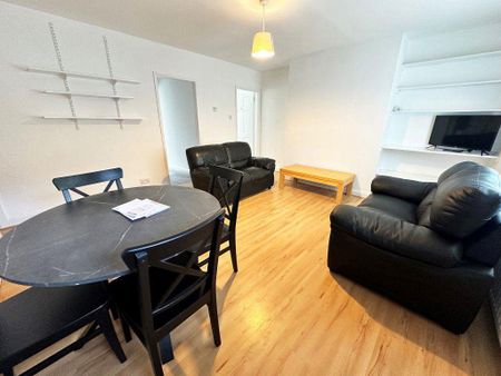 4 bedroom house to rent - Photo 4
