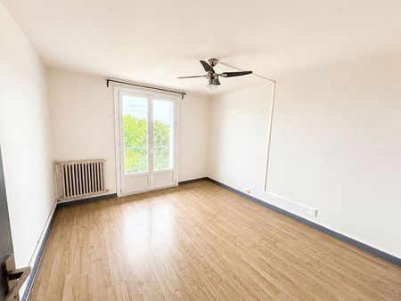 Location Appartement 3 pièces 63m² - Photo 4