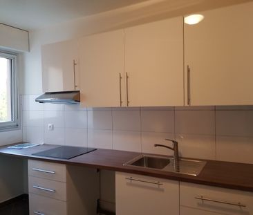 Location Appartement 5 pièces 123m² NEUILLY SUR SEINE 92200 - Photo 5