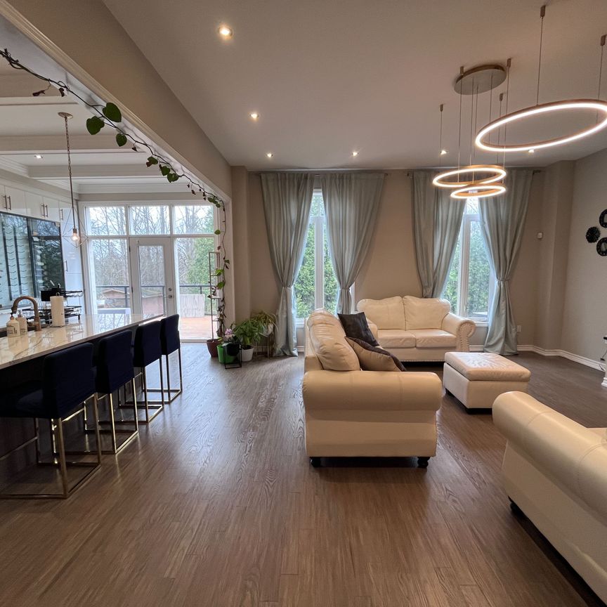 For Lease - 27 Foxtrot Lane, Ajax, Ontario - Photo 1
