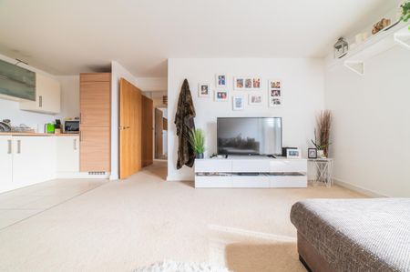 Dubrovnik House, Cardiff Bay - Photo 2