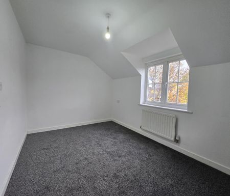2 bedroom semi-detached house to rent - Photo 3