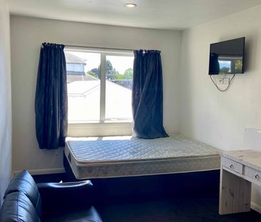 4/5 RM D Edgecumbe Street - Photo 3