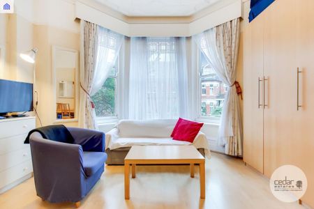 Studio to rent - Photo 5