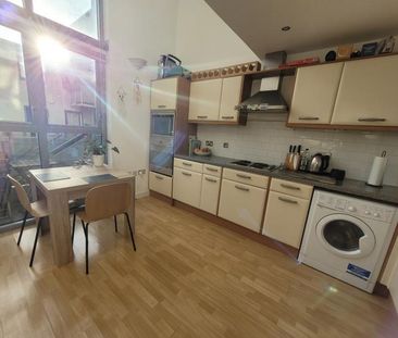 2 bedroom apartment to rent - Photo 6