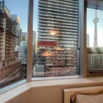 Spacious 2 Bedroom Unit in the Heart of Downtown Toronto – Month-to-Month Leas - Photo 3