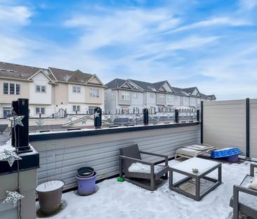 For Lease - 7 Cornerside Way, Whitby, Ontario - Photo 1