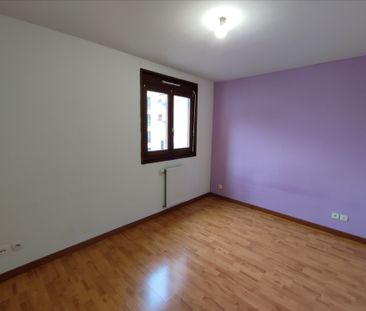 Location Appartement 2 pièces 55m² - Photo 3