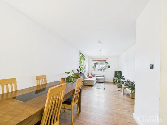 24 Chichester Building, 33 Old Bakers Court, Belfast, BT6 8QX - Photo 1