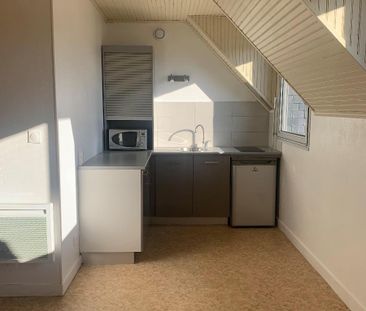 Location Appartement 1 pièce 27m² ST NAZAIRE 44600 - Photo 1
