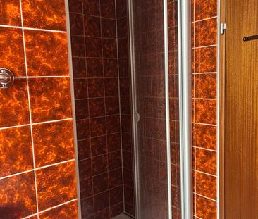 3,5-Zimmer-Hochparterre-Wohnung mit Balkon, EBK & TG-Stellplatz - Foto 1