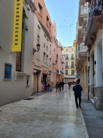 Calle Echegaray, Málaga, Andalusia 29015 - Photo 4