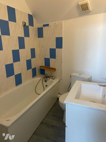LASSIGNY APPARTEMENT MEUBLE EN TRIPLEX - Photo 2