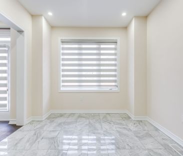 For Lease - 1495 Rose Way, Milton, Ontario - Photo 5