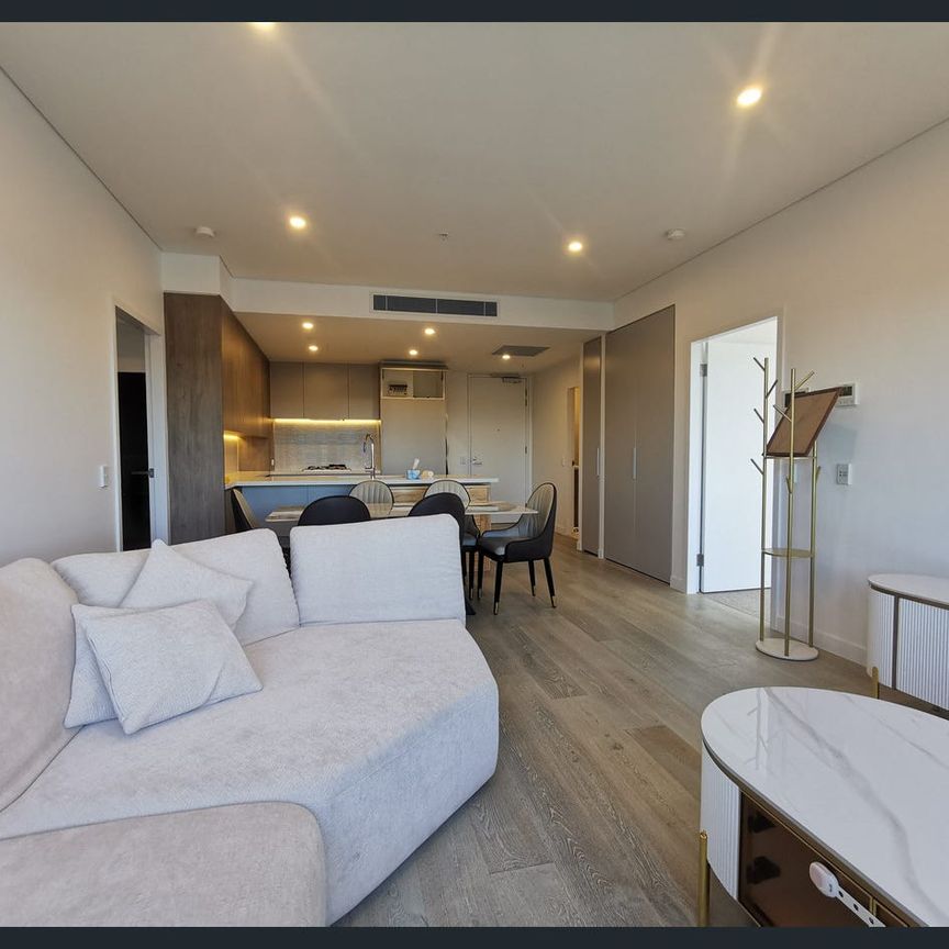 North Facing 2-bedroom apartment in Parkside - Photo 1