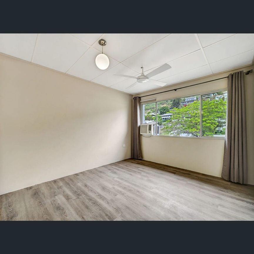 14/1 Burke Street, North Ward, Qld 4810 - Photo 1