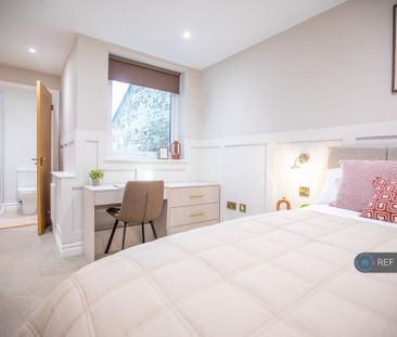 1 bedroom in a house share to rent - Photo 4
