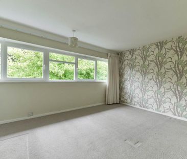 2 bedroom maisonette to rent - Photo 2