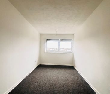 Pentland Avenue, Renfrewshire, Linwood, PA3 3LE - Photo 6