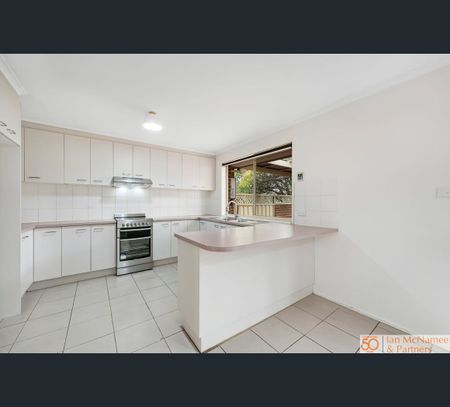 7/31 Walker Crescent, Jerrabomberra, NSW 2619 - Photo 2