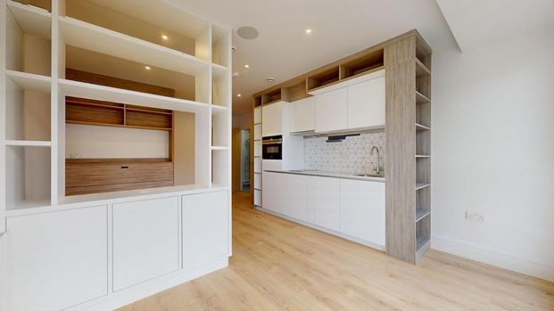 Studio to rent - Photo 1