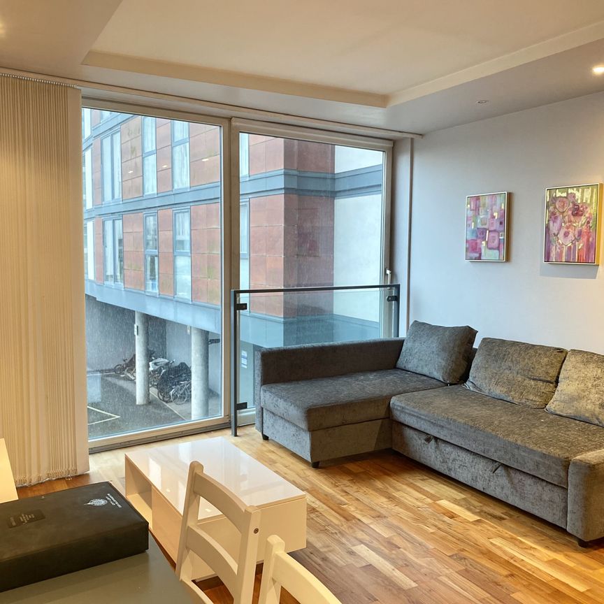 94 The Quays, Salford Quays, SALFORD - Photo 1