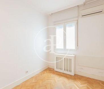 Luxury Apartment for rent in Madrid, Spain - Photo 4