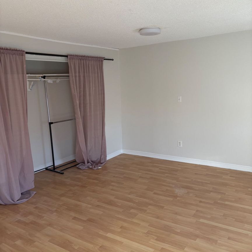 For Lease - 15 Wallace Street, Vaughan, Ontario - Photo 1