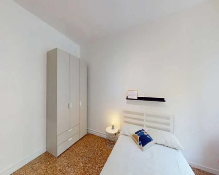 Viale Certosa, Milan, Lombardy 20149 - Photo 3