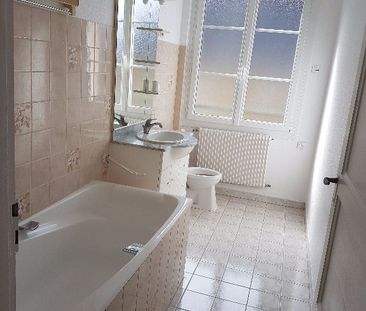 A LOUER Appartement 50000 Saint-lo 3 pièces 74.19 m2 - Photo 6
